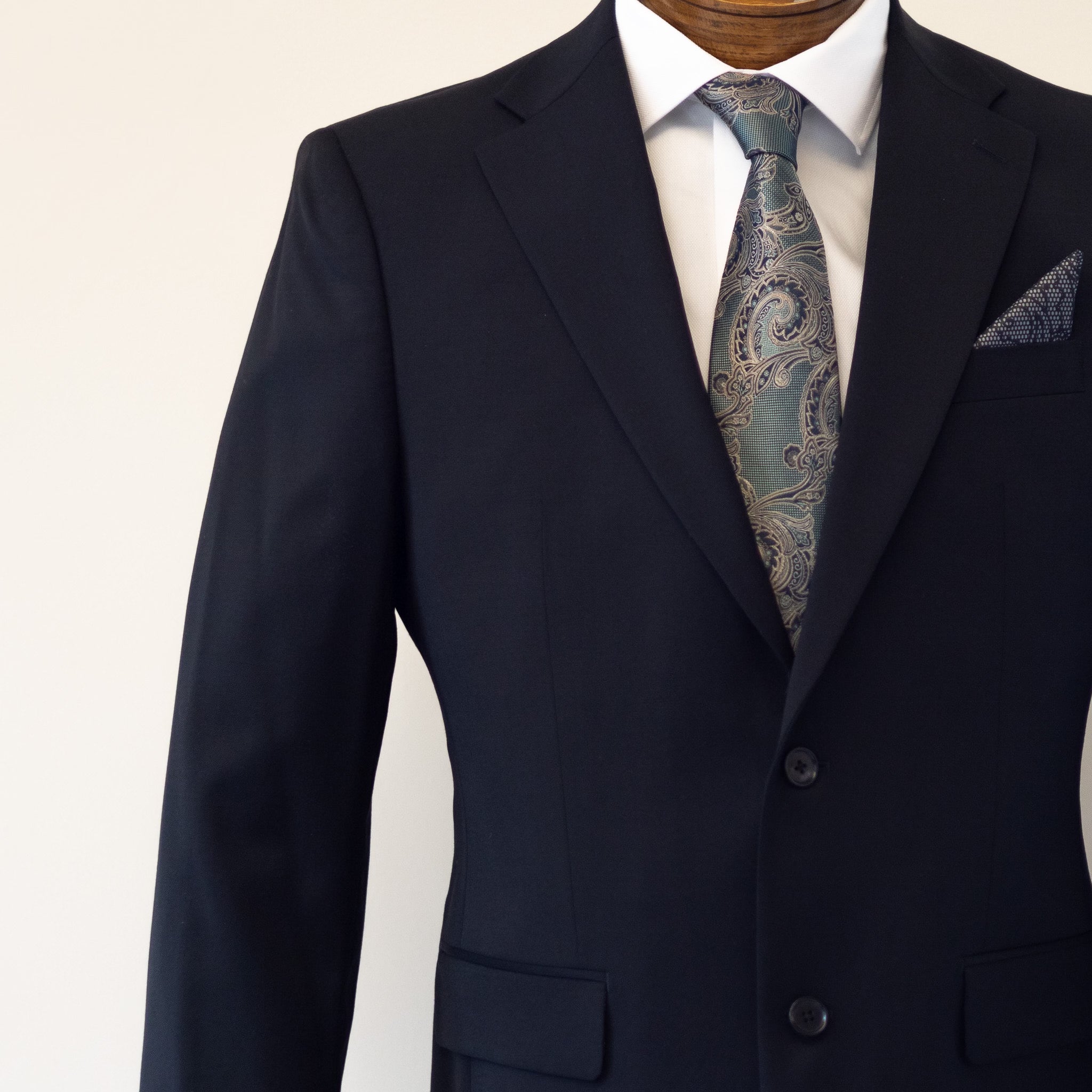 Men's Black Solid Suit TA