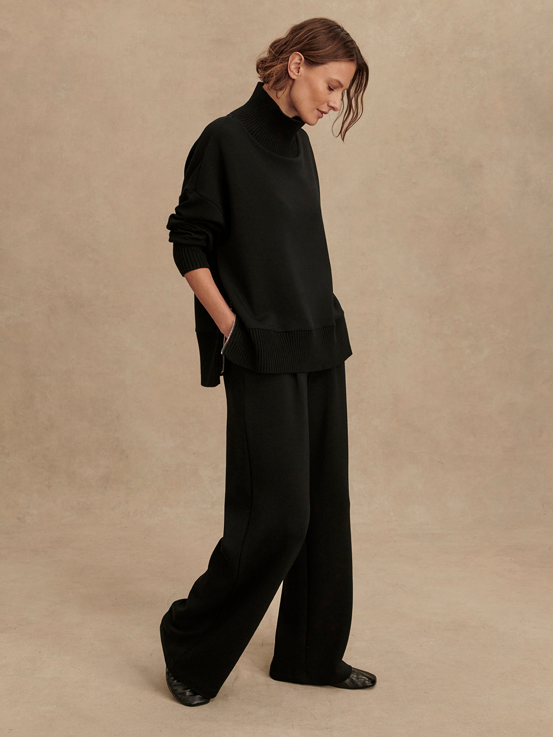 Varley Black Barker Turtle Top