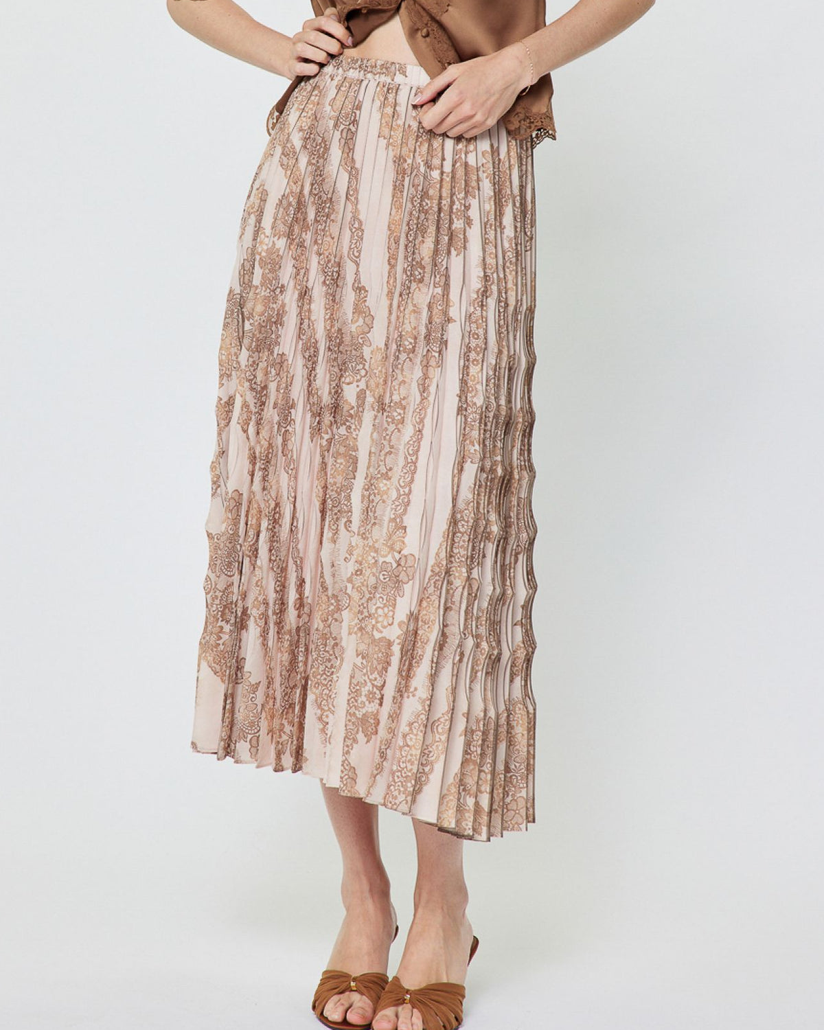 Blush Lace Print Pleated Skirt